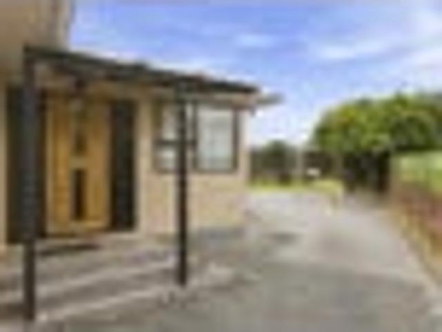 House for sale in Paraparaumu Beach, Wellington