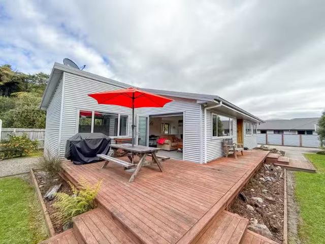 House for sale in Tasman
