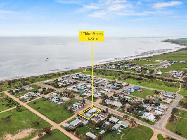 House for sale in Tickera, South Australia