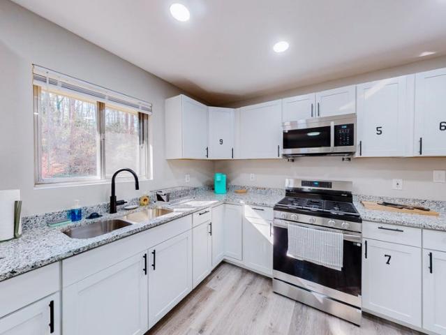 Room for rent in College Park, Georgia