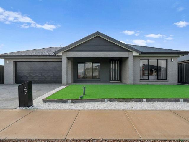 House for sale in Yarrawonga, Victoria