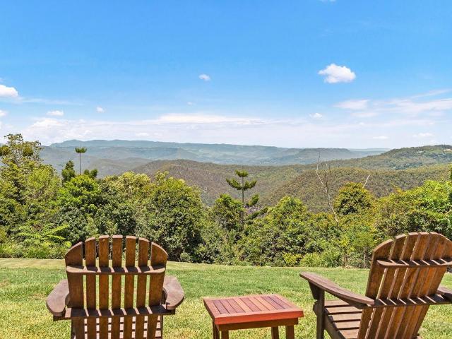 House for sale in Tamborine Mountain, Queensland