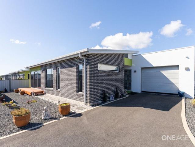 Apartment for sale in Shorewell Park, Burnie