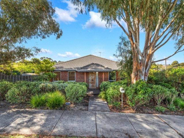 House for sale in Doveton, Melbourne