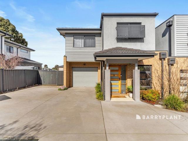 Townhouse for sale in Camerons Creek, Victoria