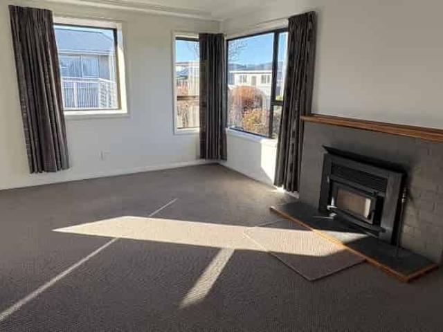 House for rent in Otakou
