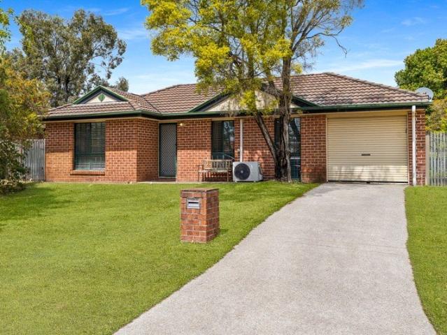 House for sale in Crestmead, Greater Brisbane