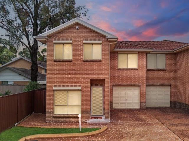 Townhouse for sale in Liverpool