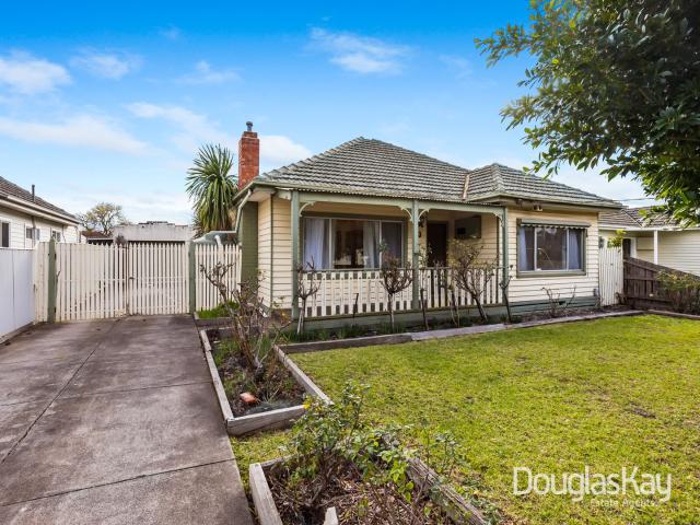 House for rent in Sunshine North, Victoria