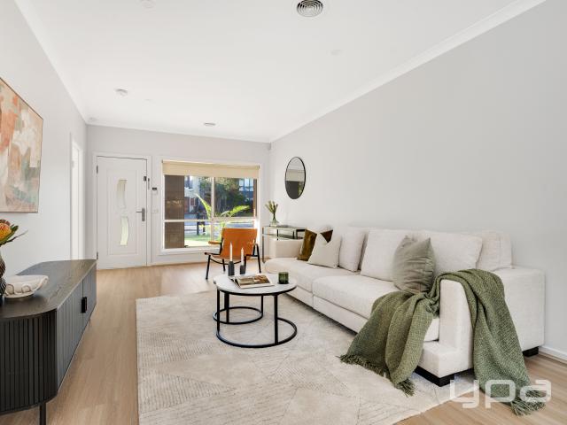 House for sale in Gowanbrae, Melbourne