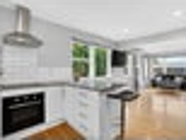 House for sale in Awhitu