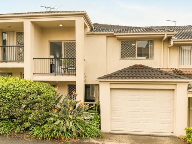 Townhouse for sale in Toombul, Queensland