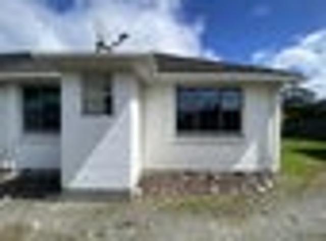 Apartment for sale in Pauatahanui, Wellington