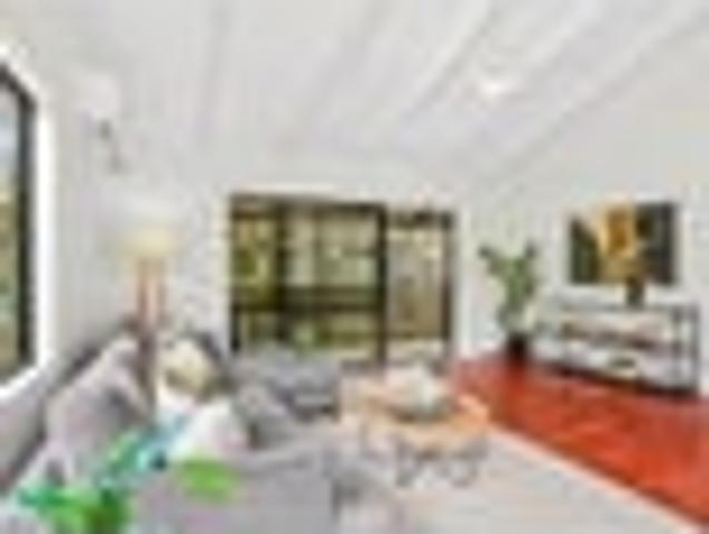 House for sale in Massey West, Henderson-Massey