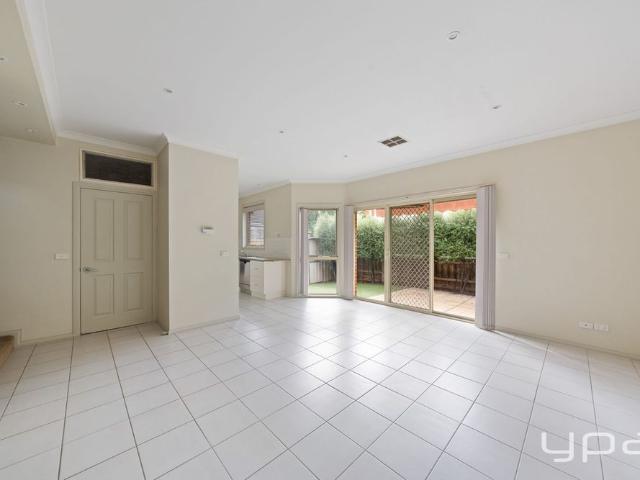 Townhouse for rent in Camerons Creek, Victoria