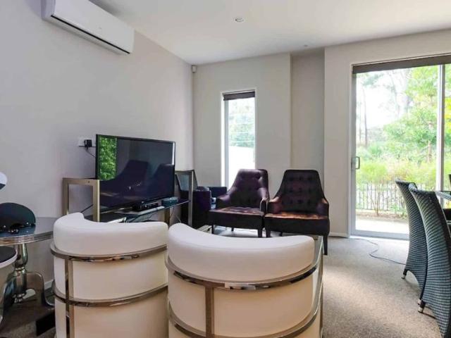Apartment for rent in Ōrewa, Hibiscus and Bays