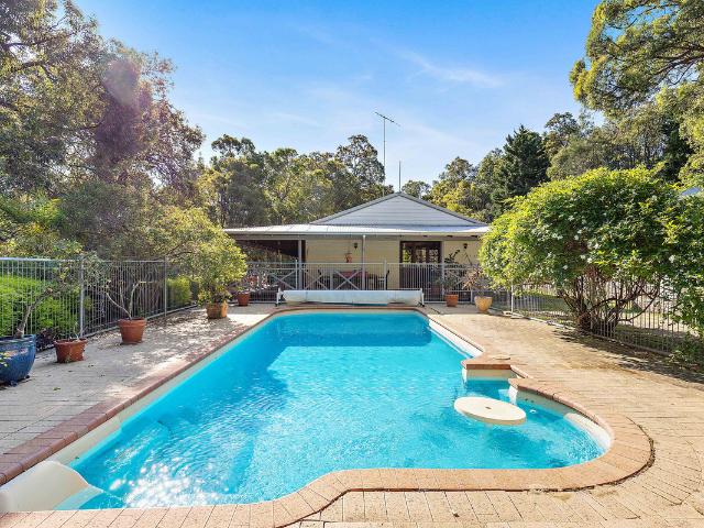 House for sale in Bedfordale, Western Australia