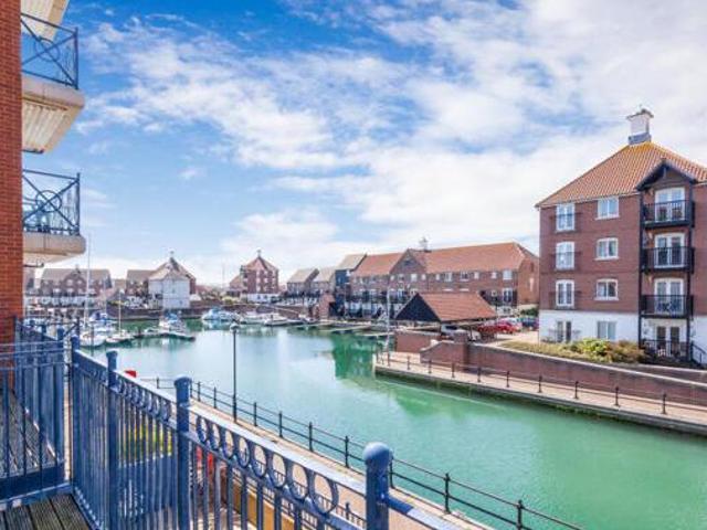 House for rent in Sovereign Harbour, Eastbourne
