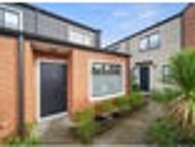 Townhouse for sale in Owhata