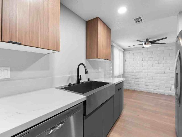 Apartment for rent in Montclair, California