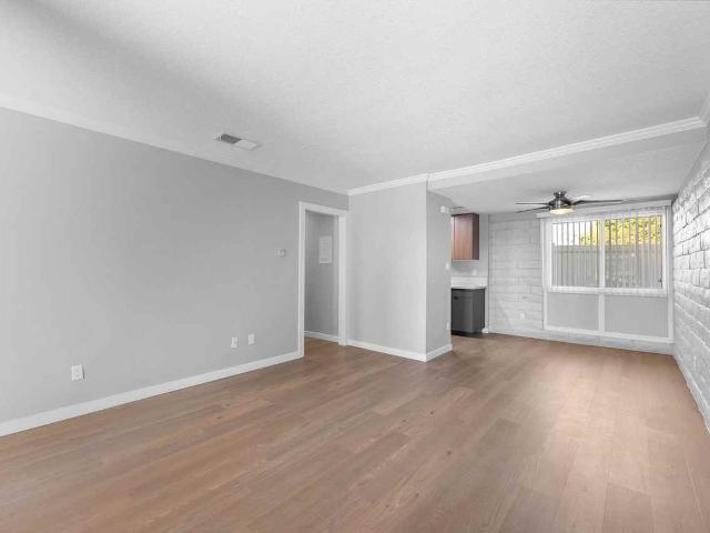 Apartment for rent in Montclair, California