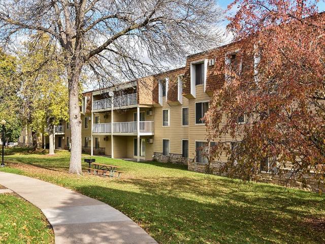 Apartment for rent in Burnsville, Minnesota