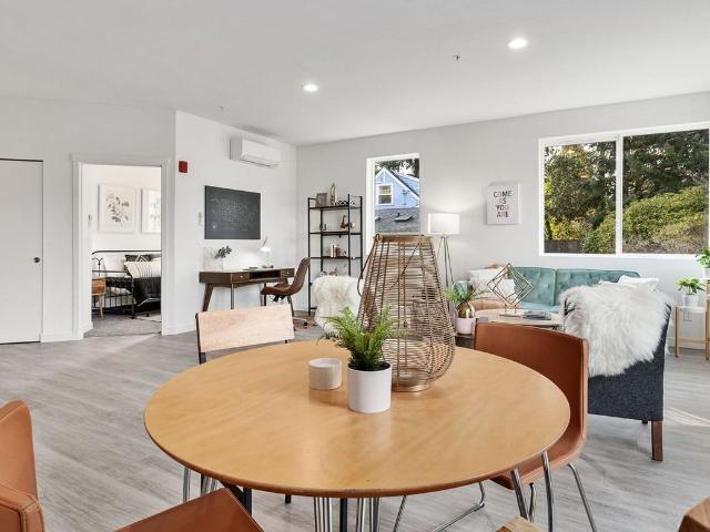Apartment for rent in Echo Lake, Shoreline