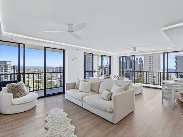Apartment for sale in Surfers Paradise, Gold Coast City