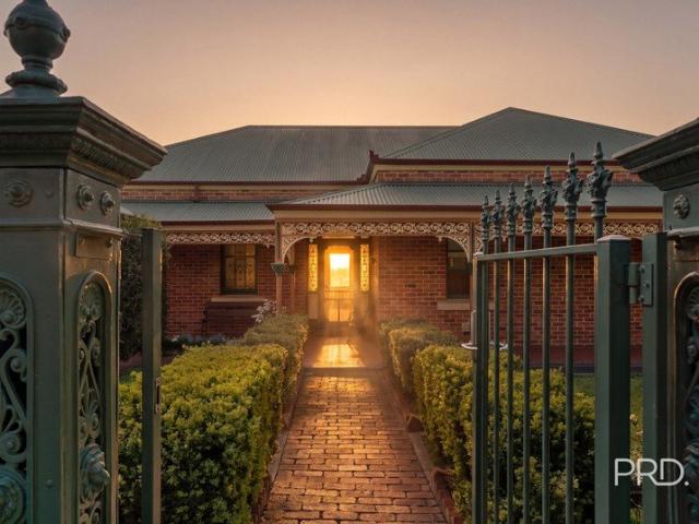 House for sale in Kooringal, Wagga Wagga City Council