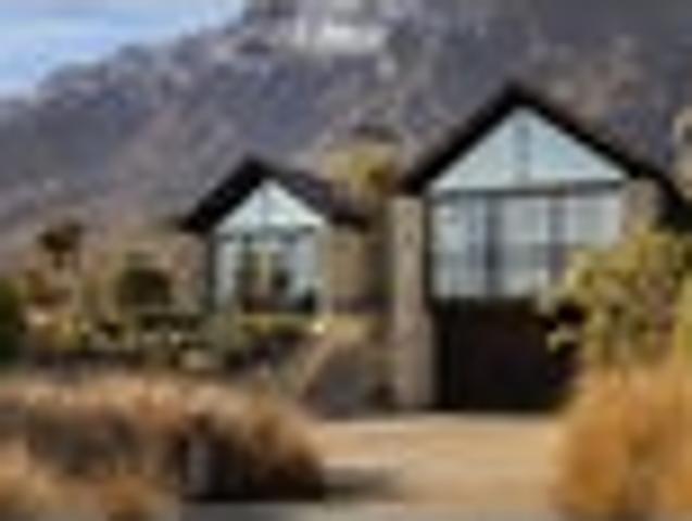 House for sale in Otakou