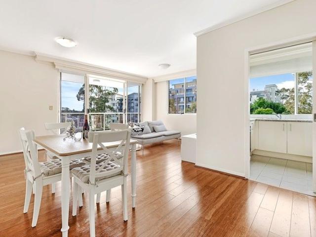 Apartment for sale in Waitara