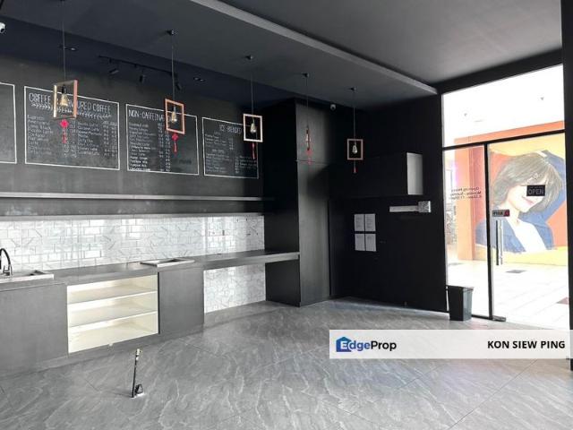 Shop for rent in Kuching