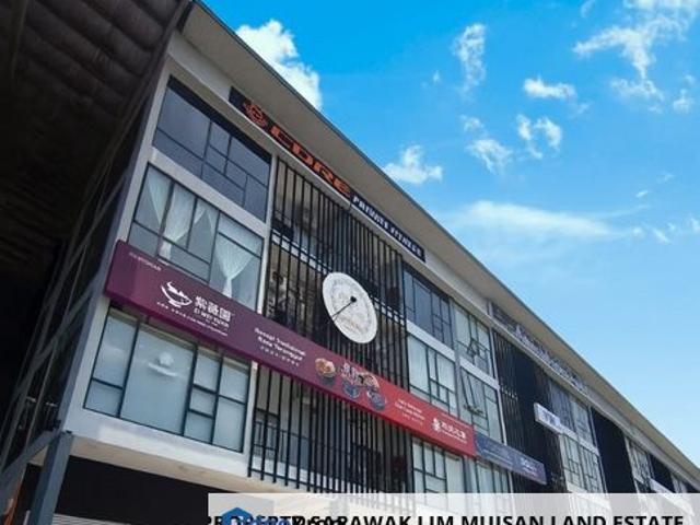 Shop for rent in Kuching