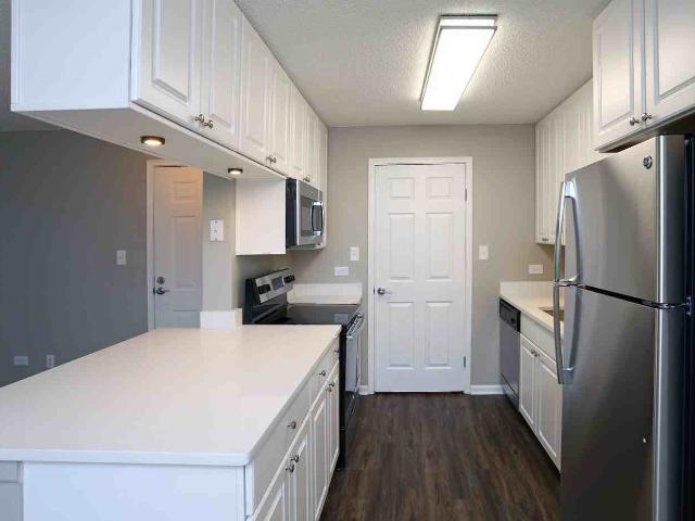 Apartment for rent in Arlington Heights, Cook County