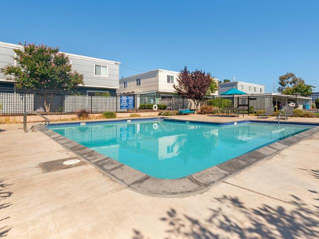 Townhouse for rent in Cupertino