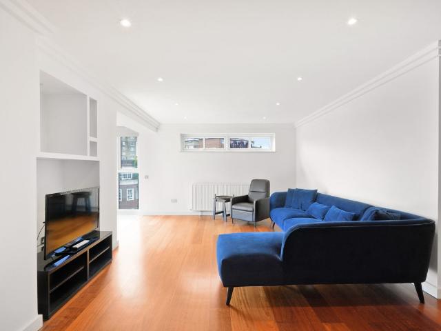 Apartment for rent in Swiss Cottage, Greater London