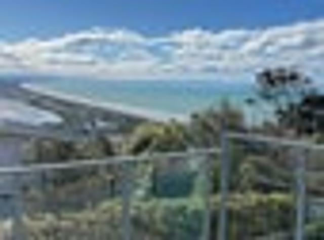 House for sale in Chaslands, Canterbury