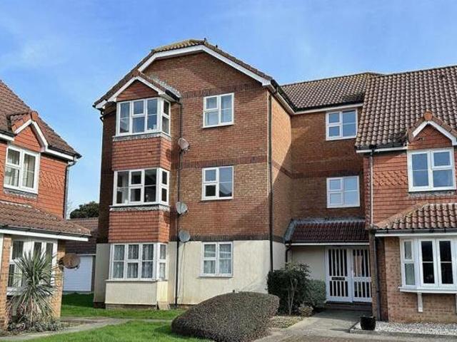 House for sale in Sovereign Harbour, Eastbourne