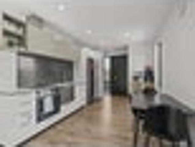 Townhouse for sale in Addington, Canterbury