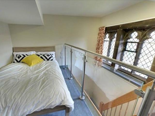 Studio for rent in Woodhouse, West Yorkshire