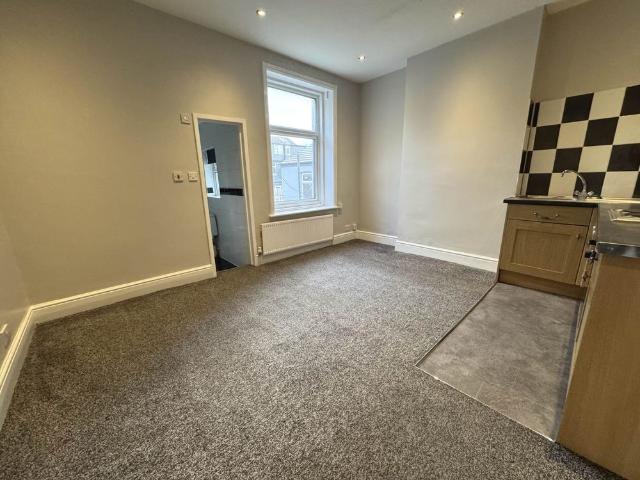 Studio for rent in Blackpool, Isle Of Man