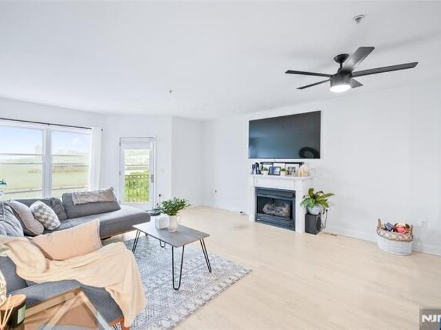 Condo for sale in Edgewater