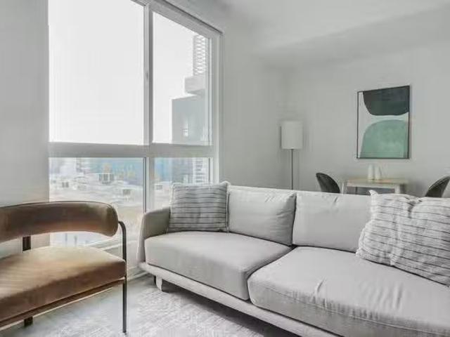 Apartment for rent in Long Beach, California
