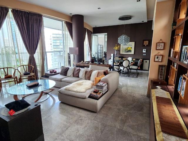 Apartment for sale in Newton