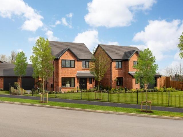 Property for sale in Middle Hulton, Lee Bank