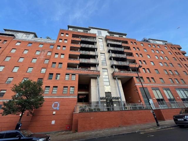 Apartment for rent in First Street, Manchester
