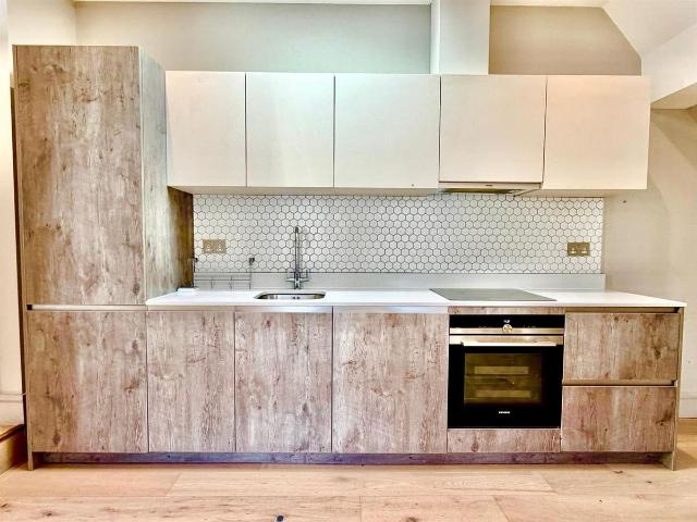 Apartment for rent in St Margarets, Greater London