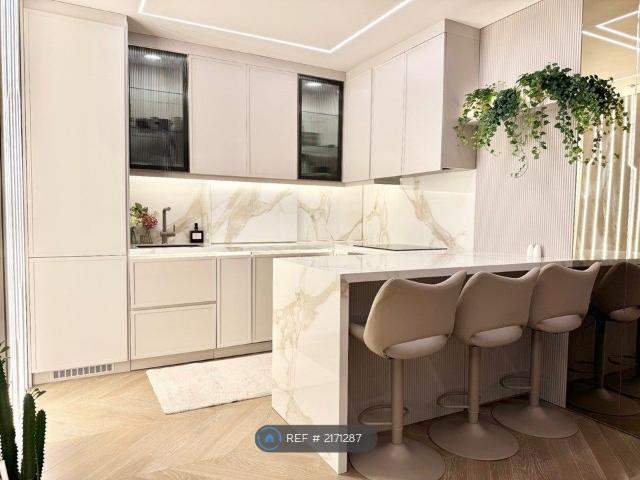 Apartment for rent in St Margarets, Greater London