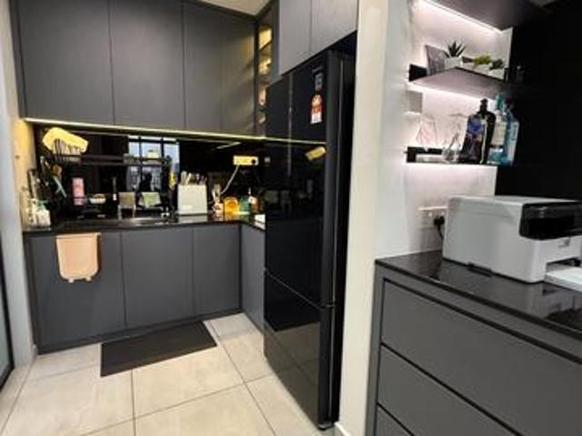 Condominium for sale in Malaka