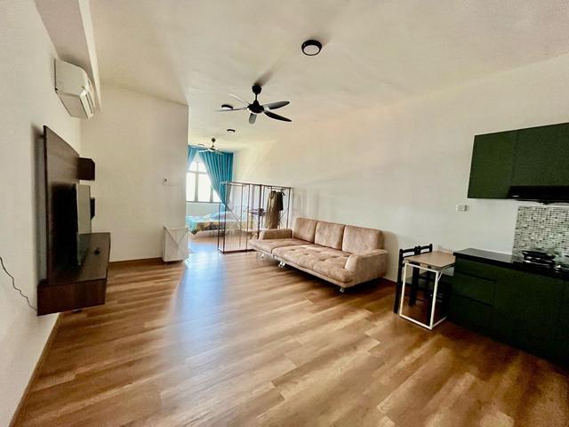 Condominium for sale in Malaka